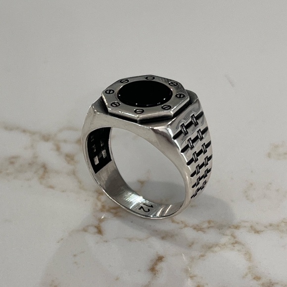 Men’s Hex and Onyx Statement Ring - Picture 8 of 9